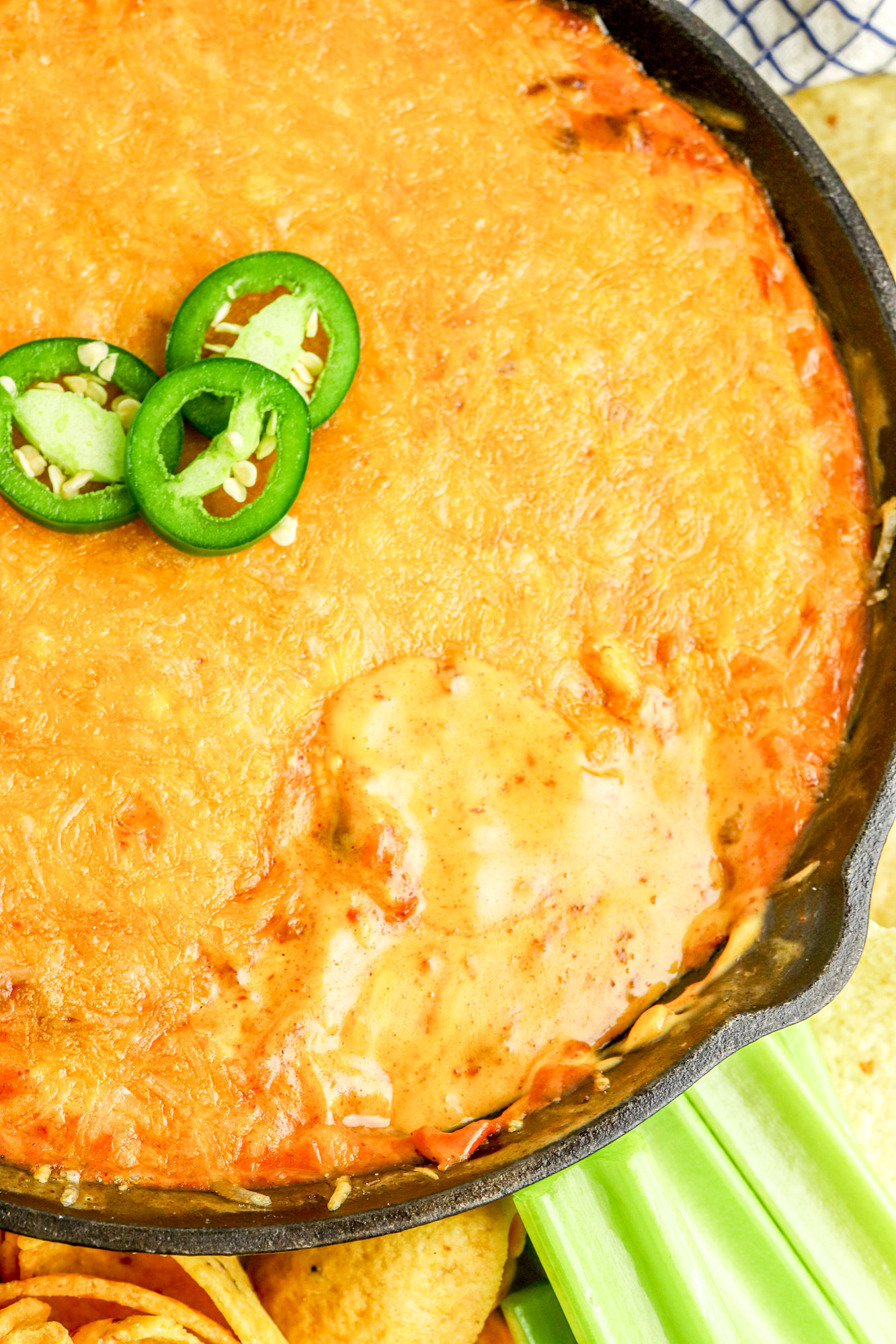 Chili Cheese Dip in a cas iron skillet