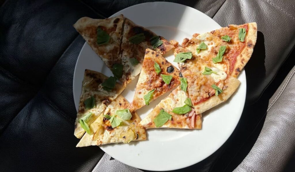 A plate of leftover pizza