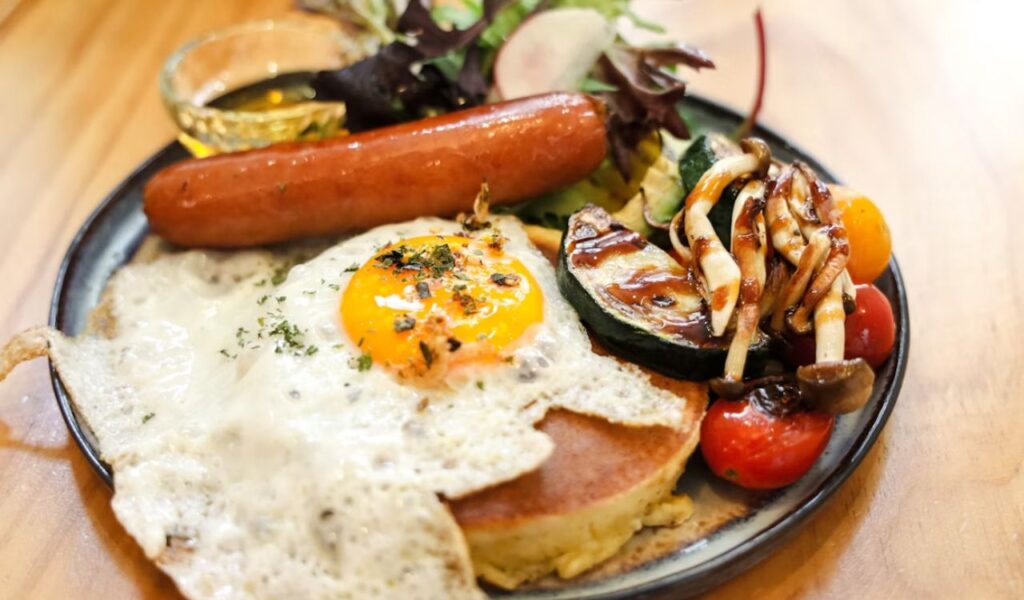 All-day breakfast food