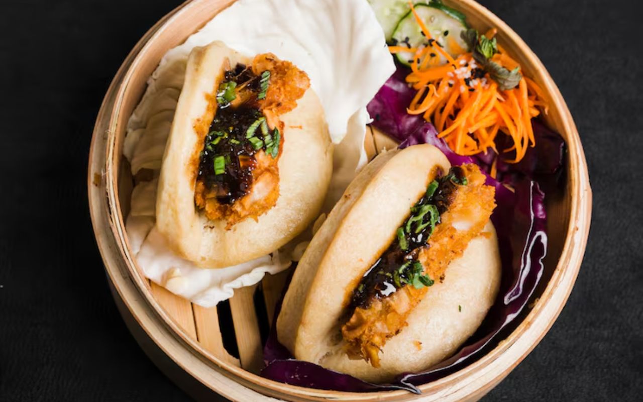 Bao buns with fried filling and vegetables