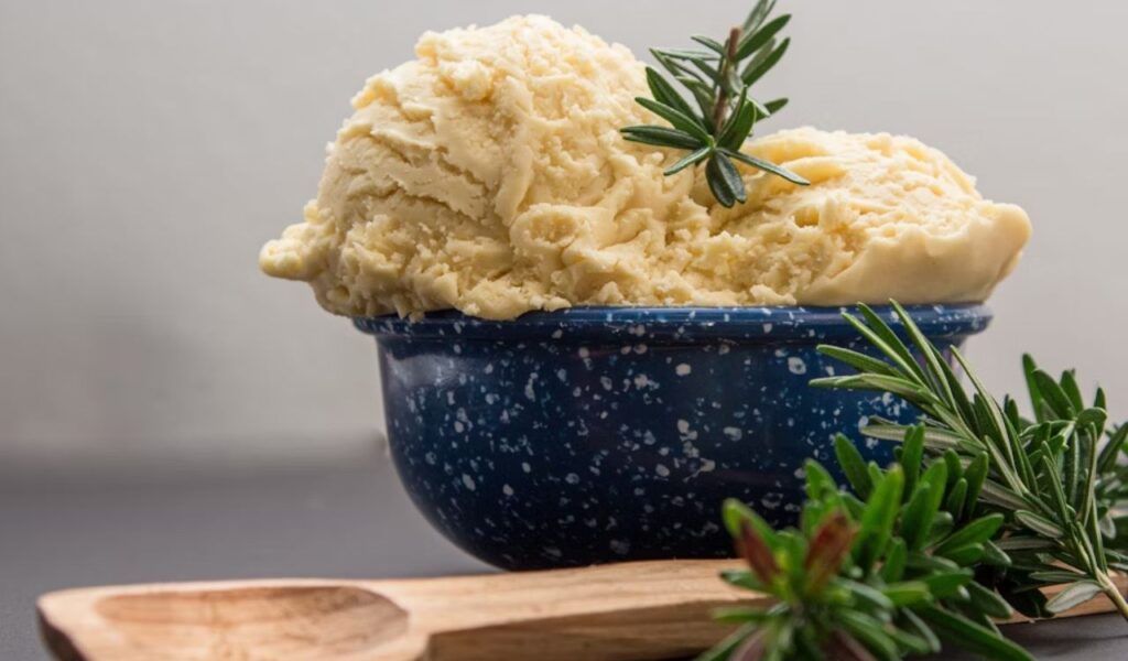 Bowl of mashed potato