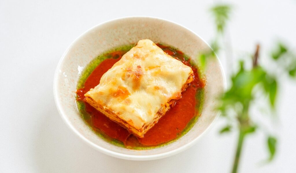 Delicious Homemade Lasagna with Tomato Sauce