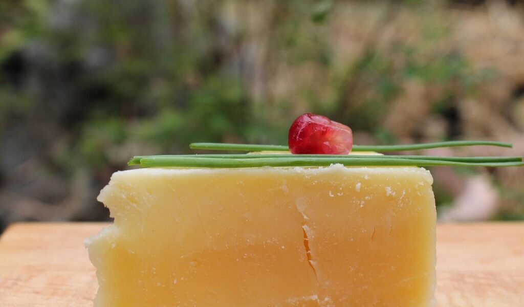 Cheese, Cheddar, Slice image.