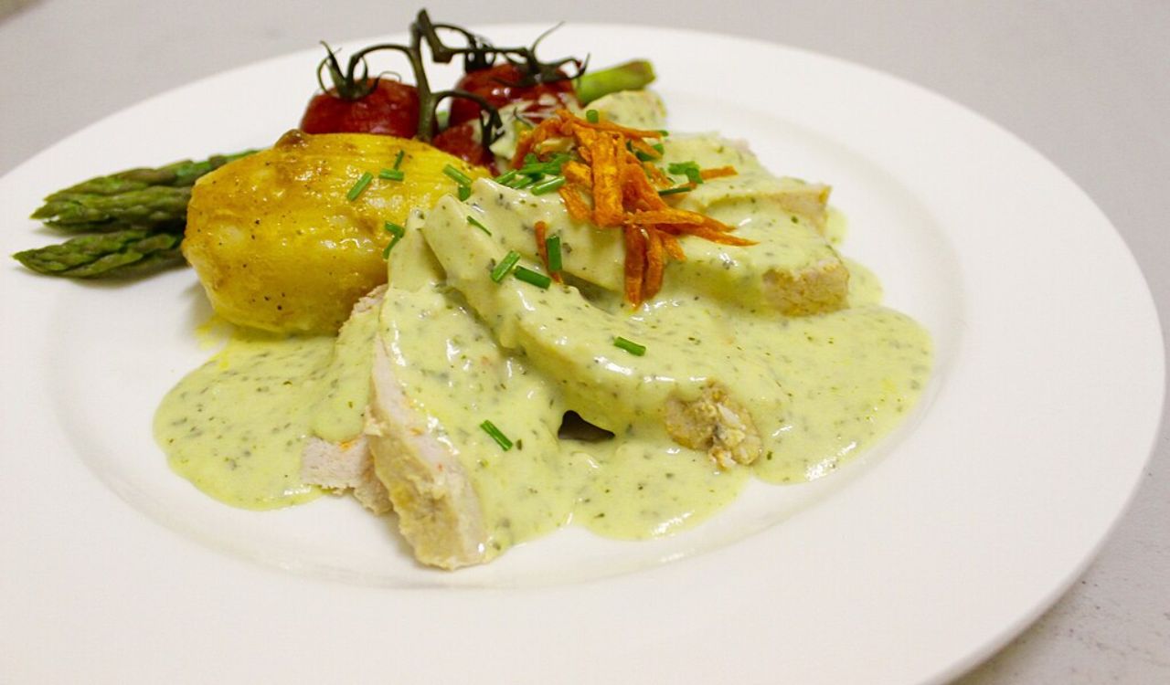 Chicken breast with creamy pesto