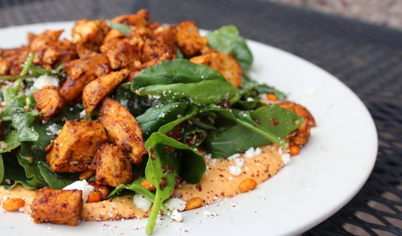Chicken with leaves dish
