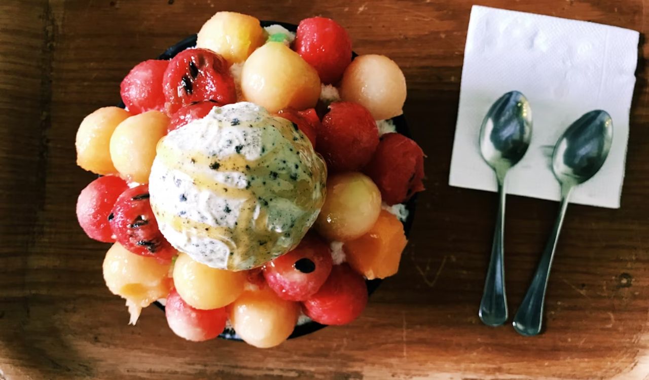 Icecream with fruits