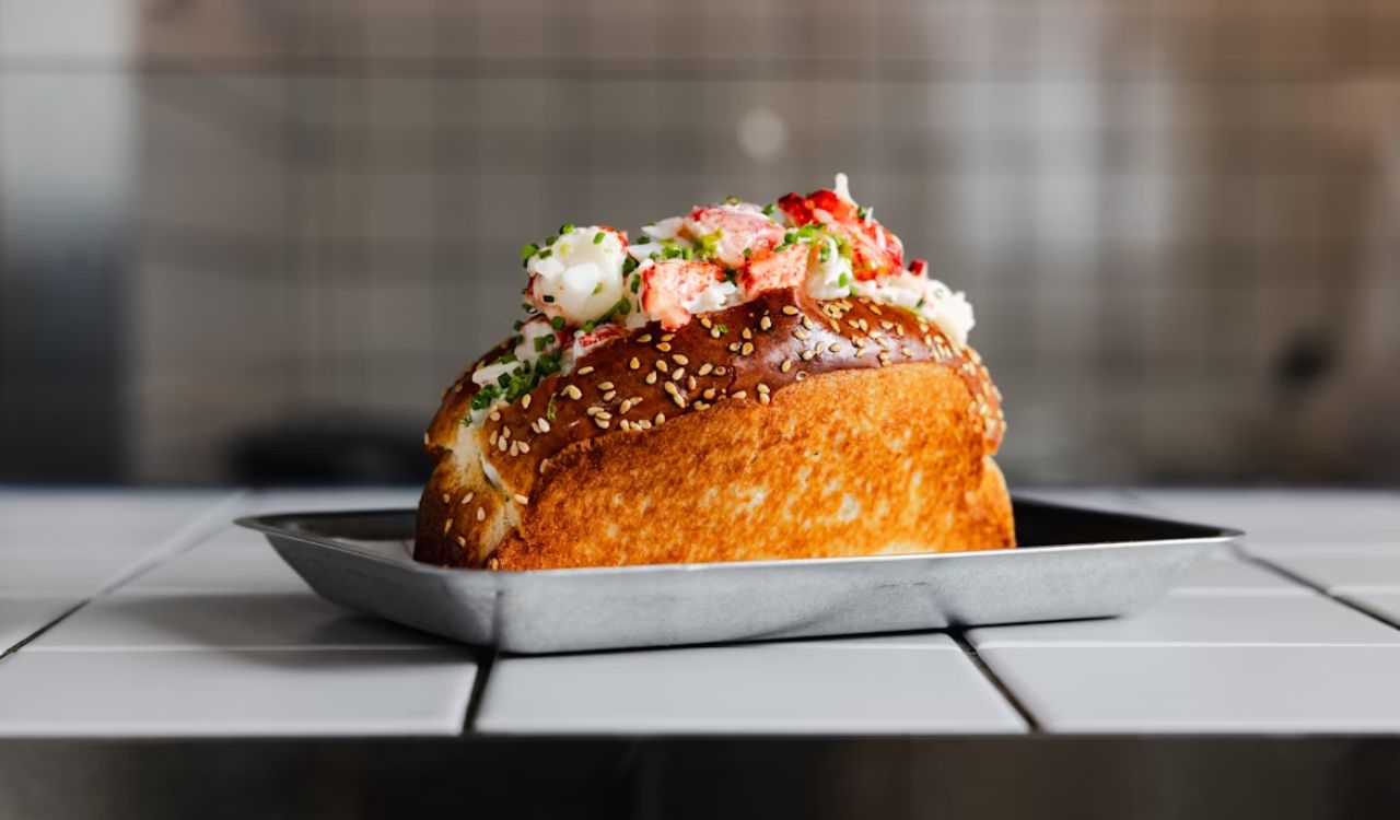 Lobster roll