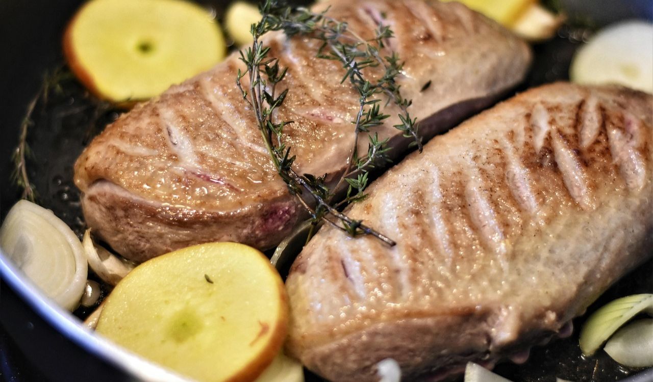 Meat, Duck, Duck breast image.