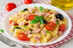 Mediterranean Tuna Pasta