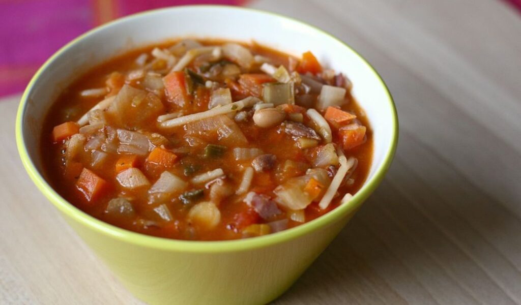 Minestrone soup
