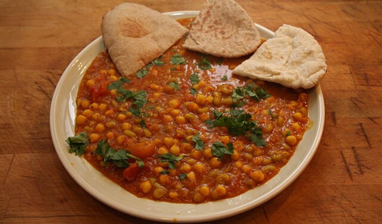 Red lentil soup
