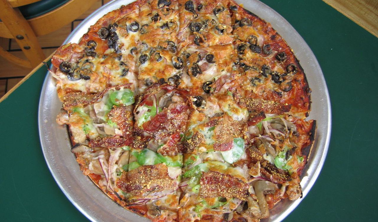 St. Louis pizza