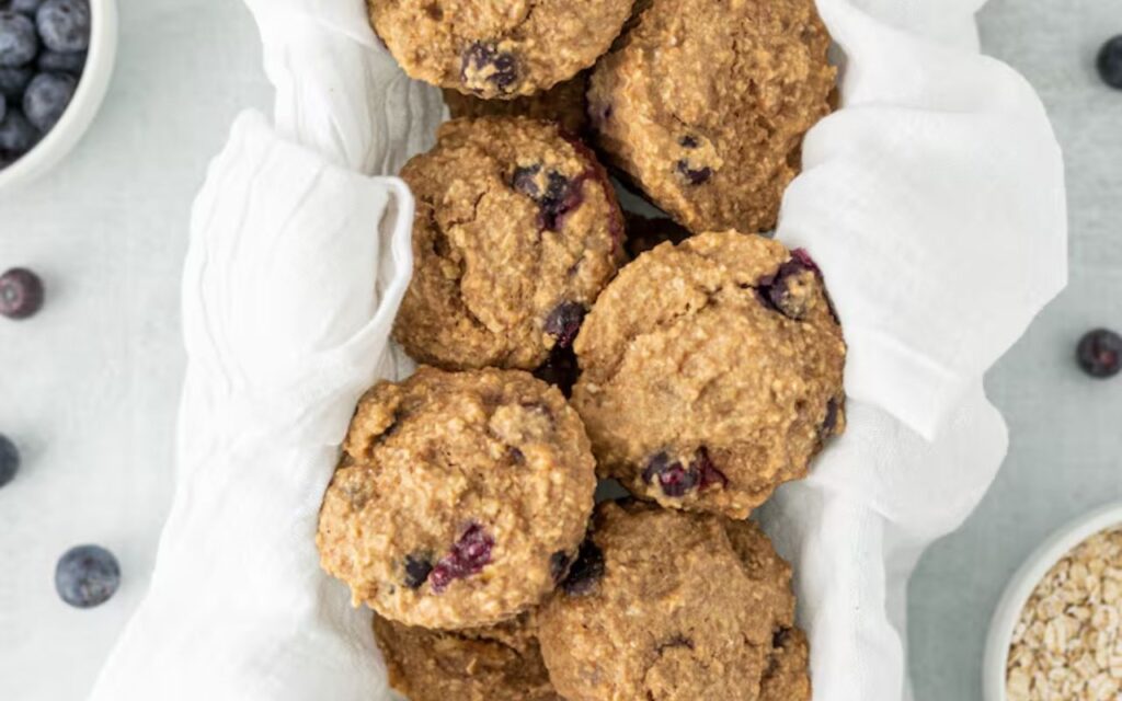 Oatmeal cookies with blueberries wrapped in a cloth