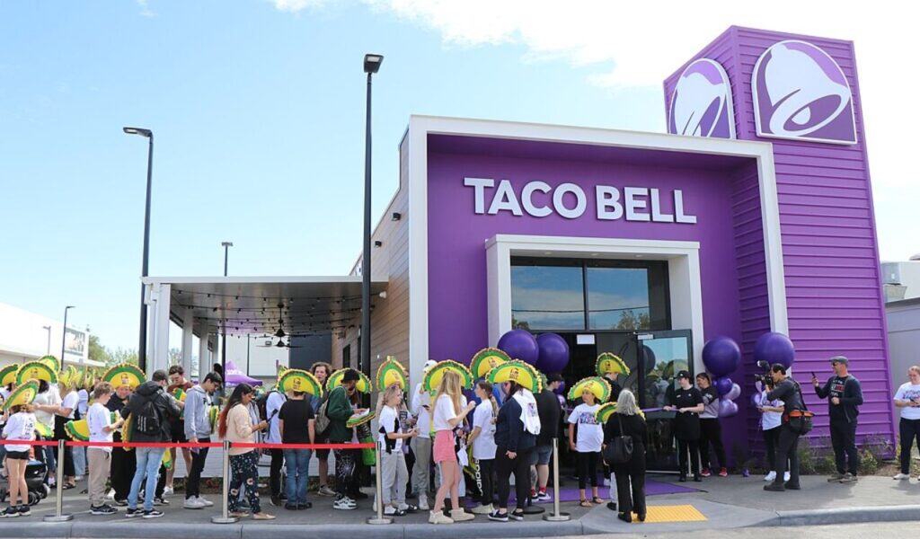 Taco bell opening