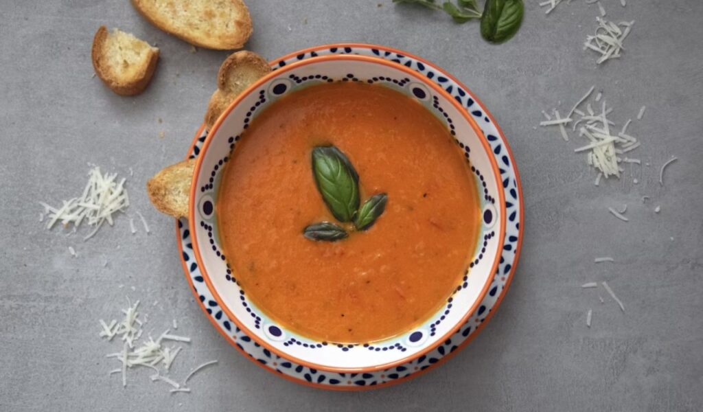 Tomato basil soup