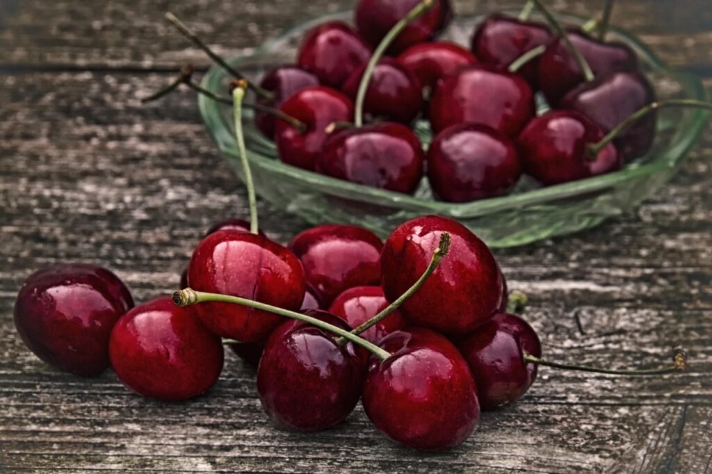 Cherry, Sweet cherry, Fruit image.