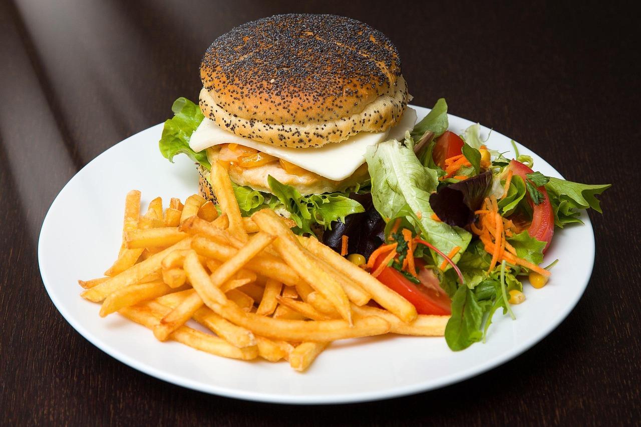 12 Restaurant Foods That Always Taste Better at Home