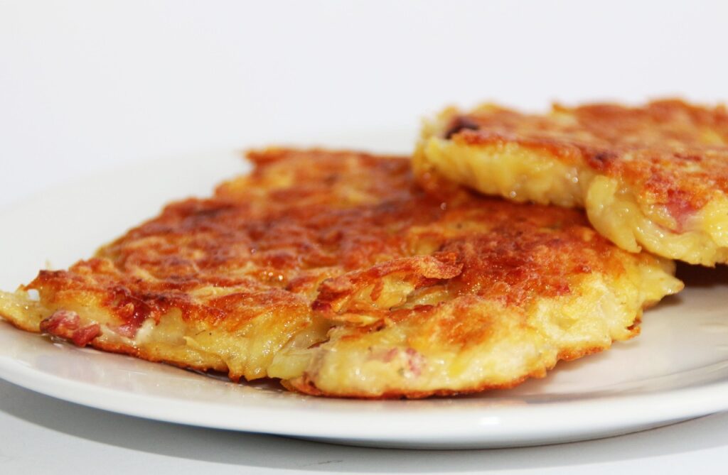 Reibekuchen, Potato pancakes, Potato image.
