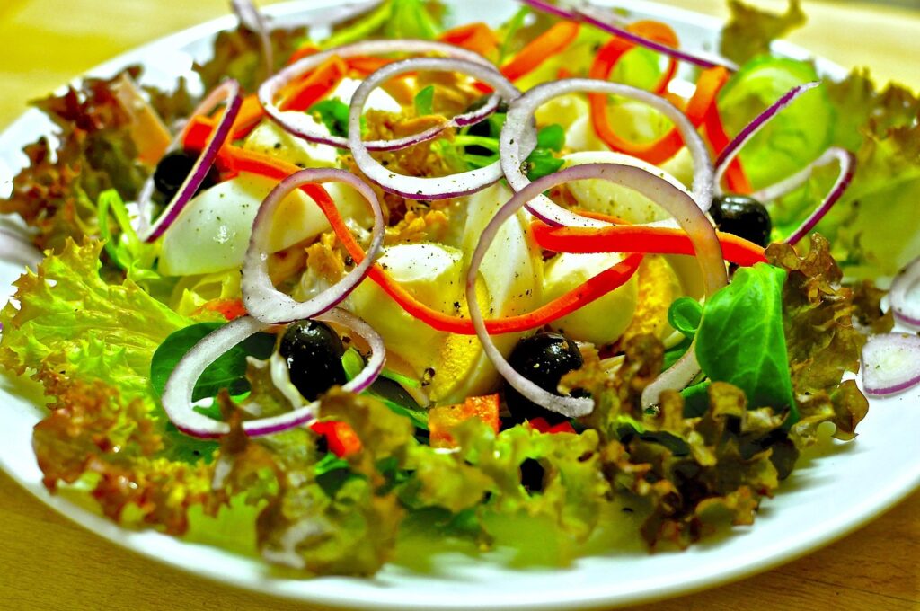 Salad, Healthy, Meal image.
