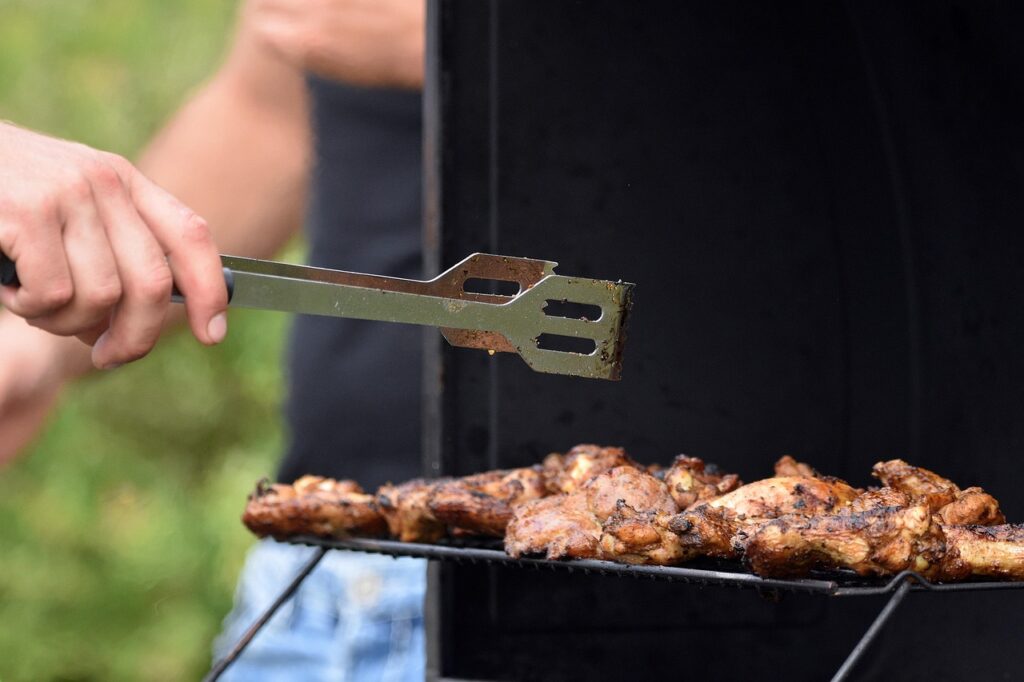 Shashlik, Shish kebab, Skewered meat image.