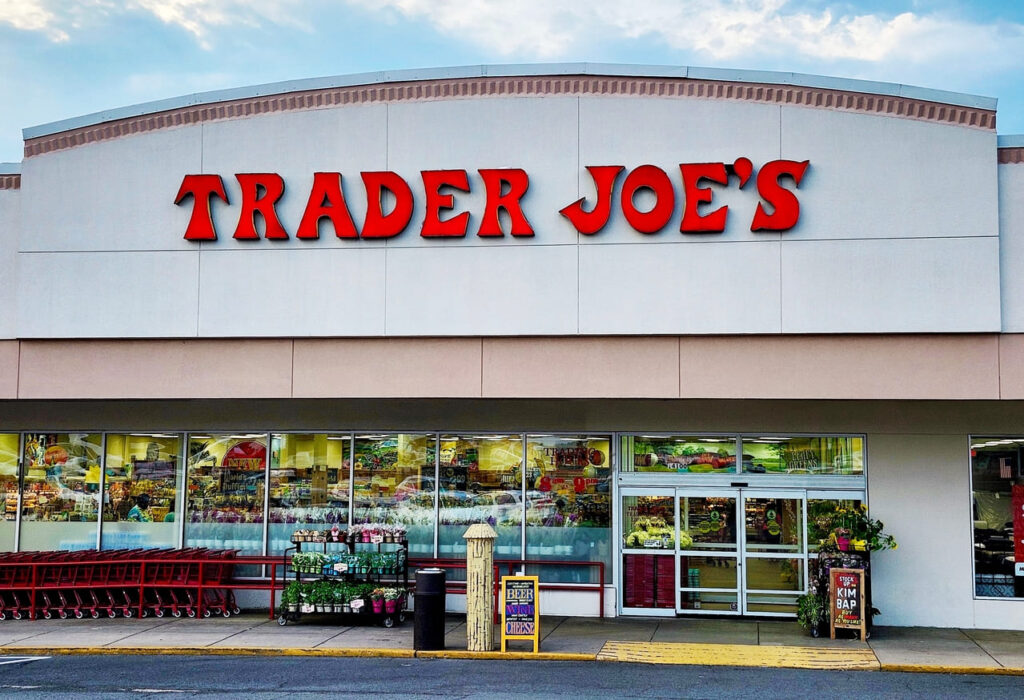 Trader Joe's Grocery Store, Centreville, VA, USA