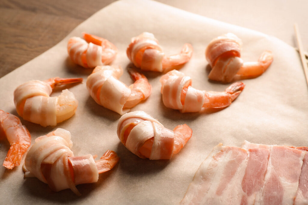 Bacon-wrapped shrimps