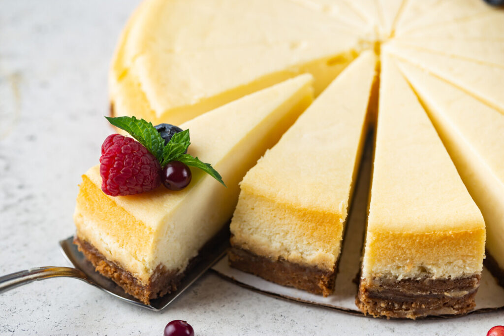 Classic New York cheesecake