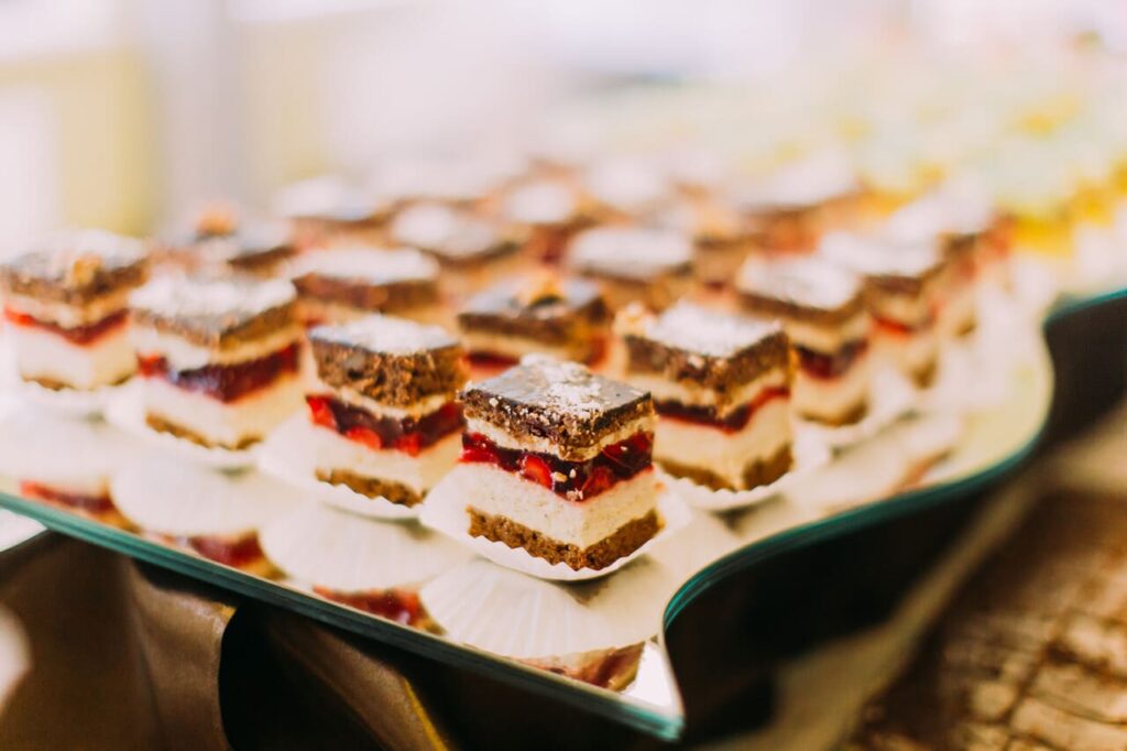 identical desserts,
