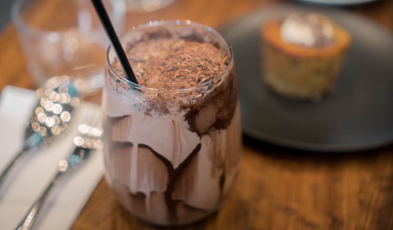 Iced chocolate drink