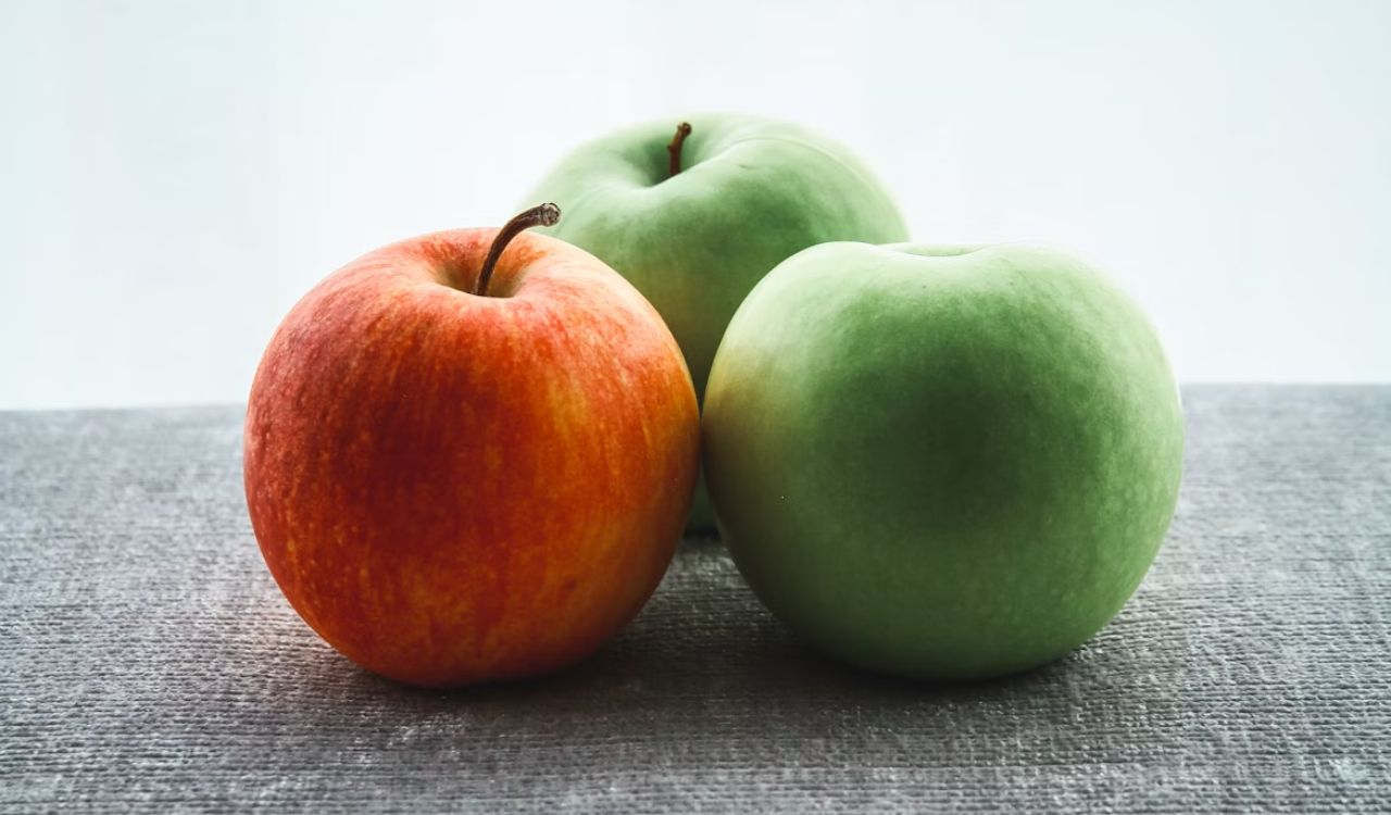 Apples