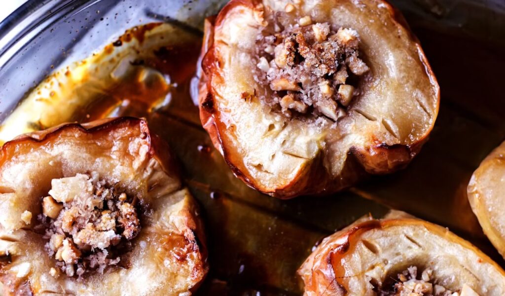 Baked apples