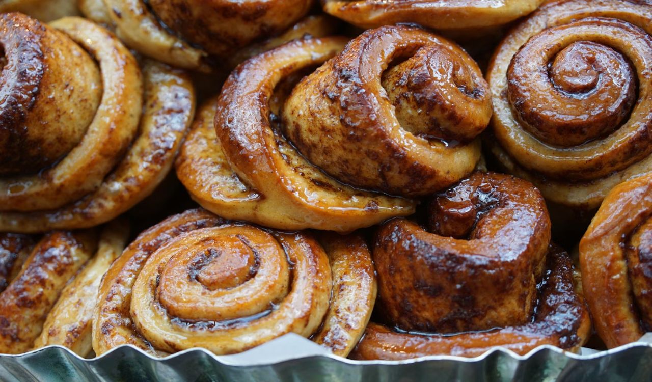 Cinnamon rolls