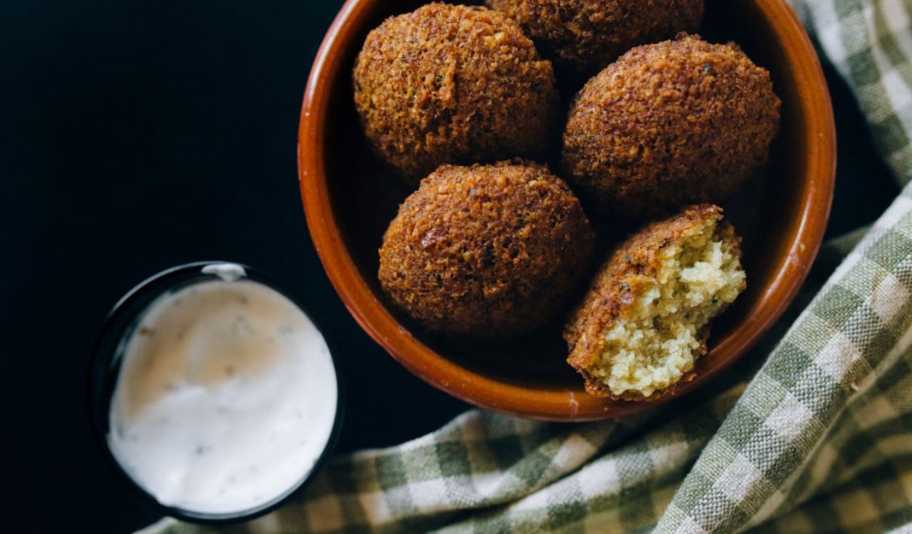 Falafel with tahini