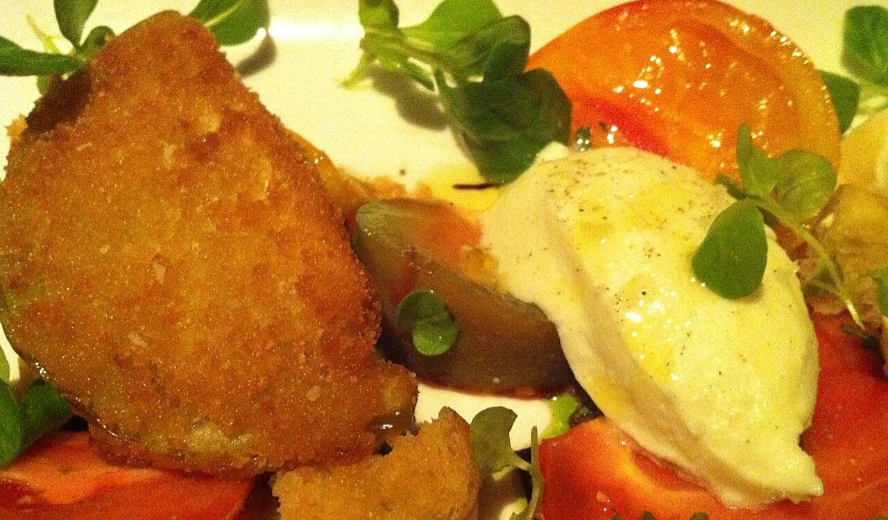 Fried green tomatoes with burrata salad