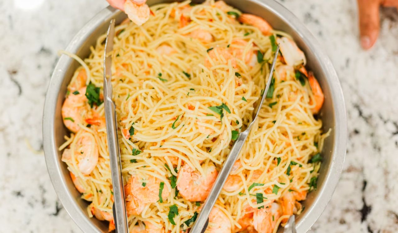 Garlic butter shrimp pasta