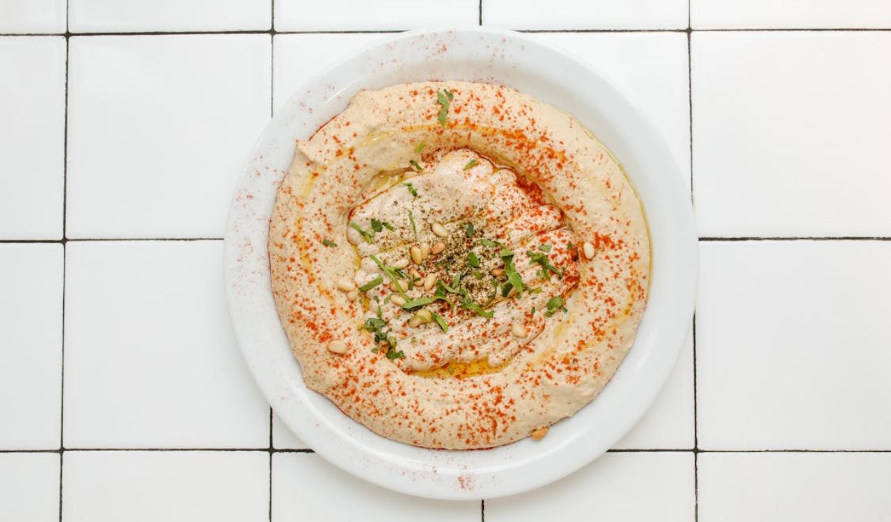 Hummus with paprika