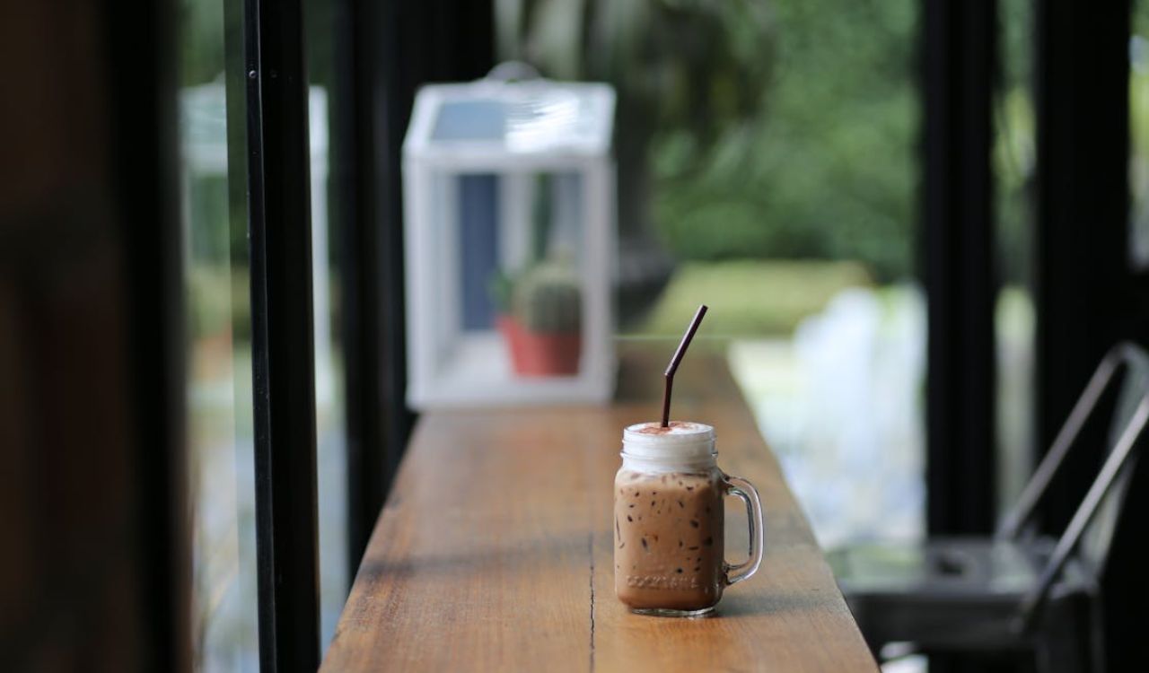 Iced chocolate drink