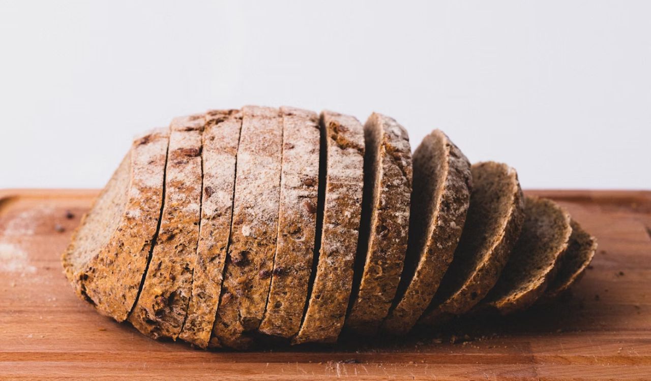 Loaf of sliced bread