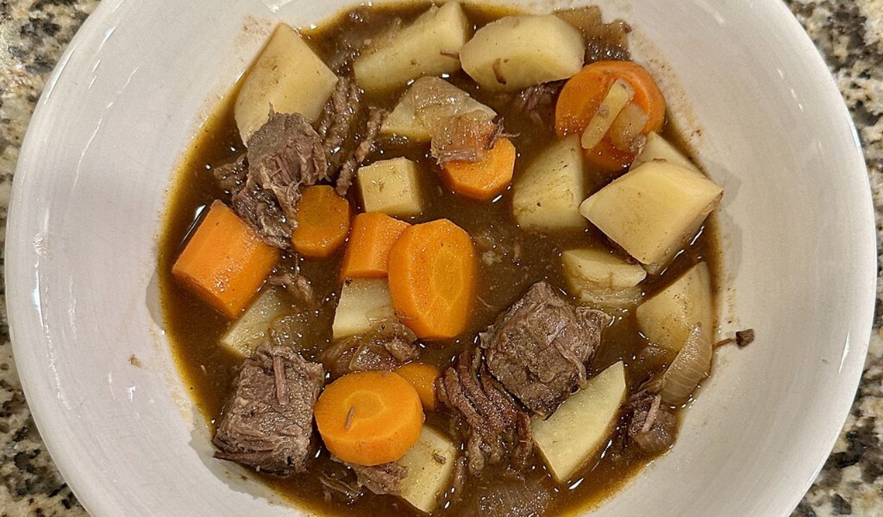 Meat and vegetable soup