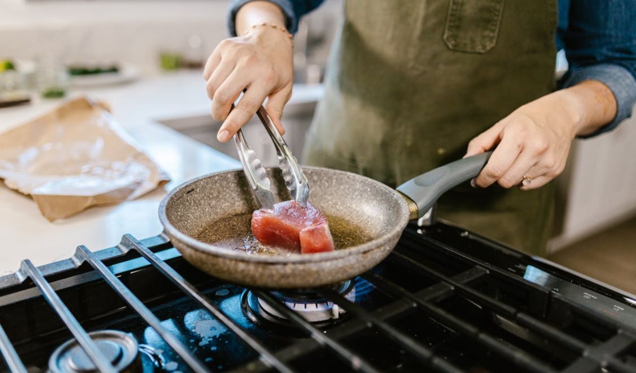 Non-stick pan