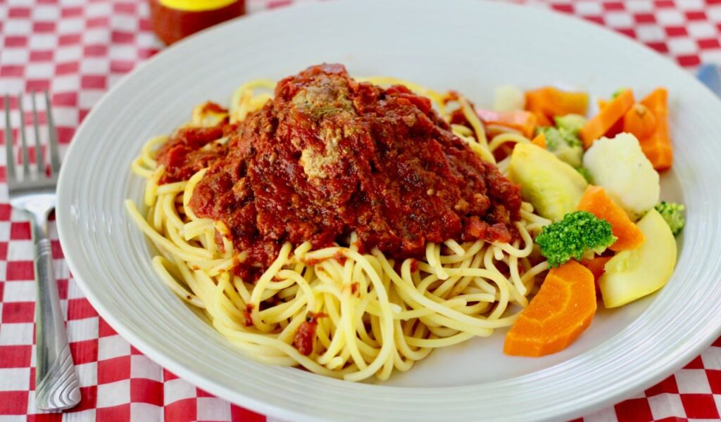 Pasta with meat sauce