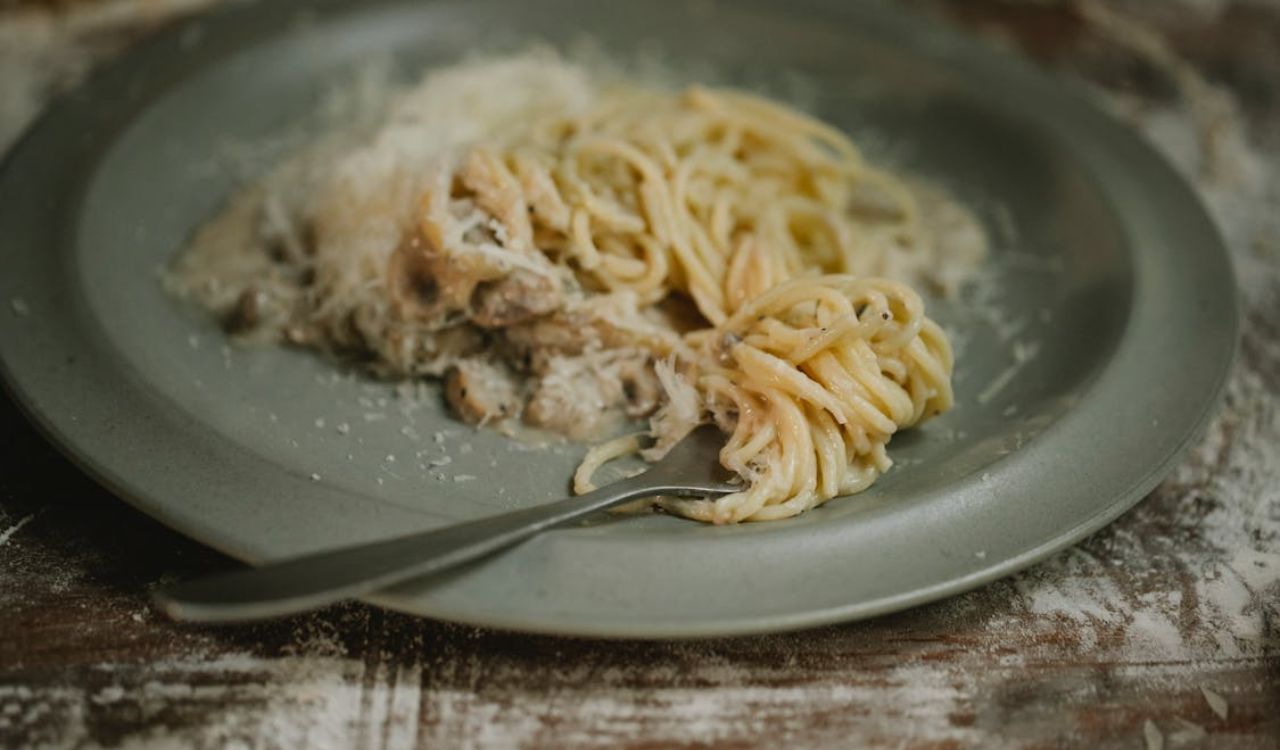 Plate of garlic parmesan chicken pasta