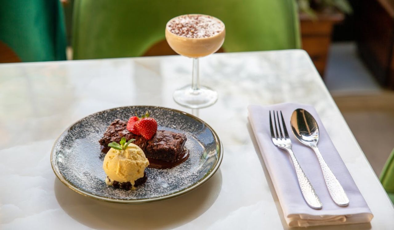 Restaurant desserts