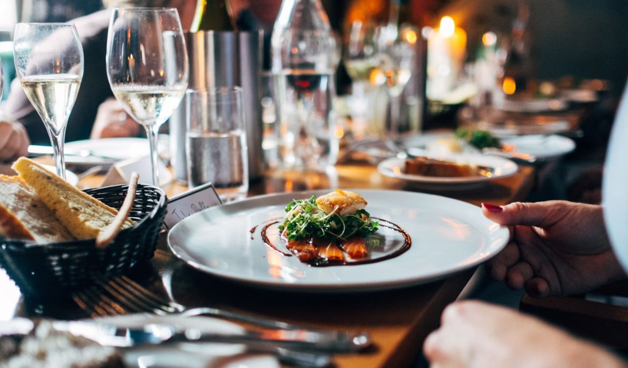 Restaurant dishes
