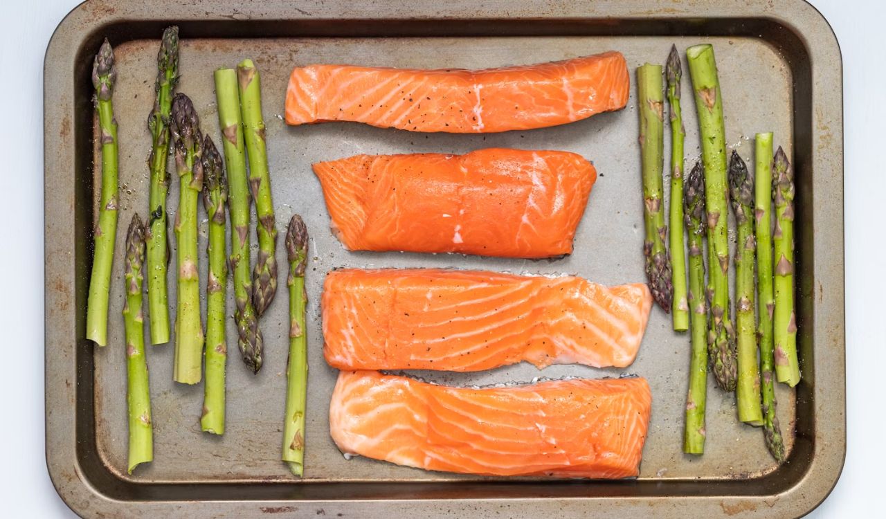 Salmon and asparagus
