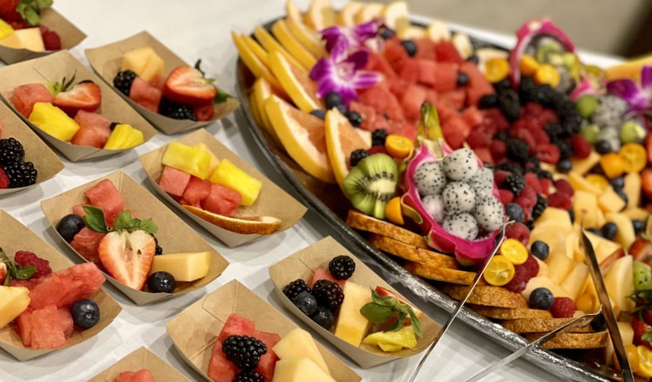 Sliced fruits