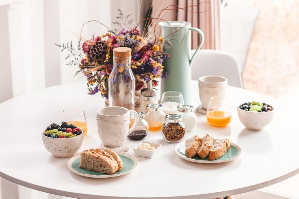 breakfast table
