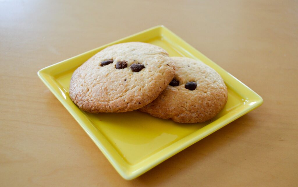 White Chocolate Macadamia Skillet Cookie