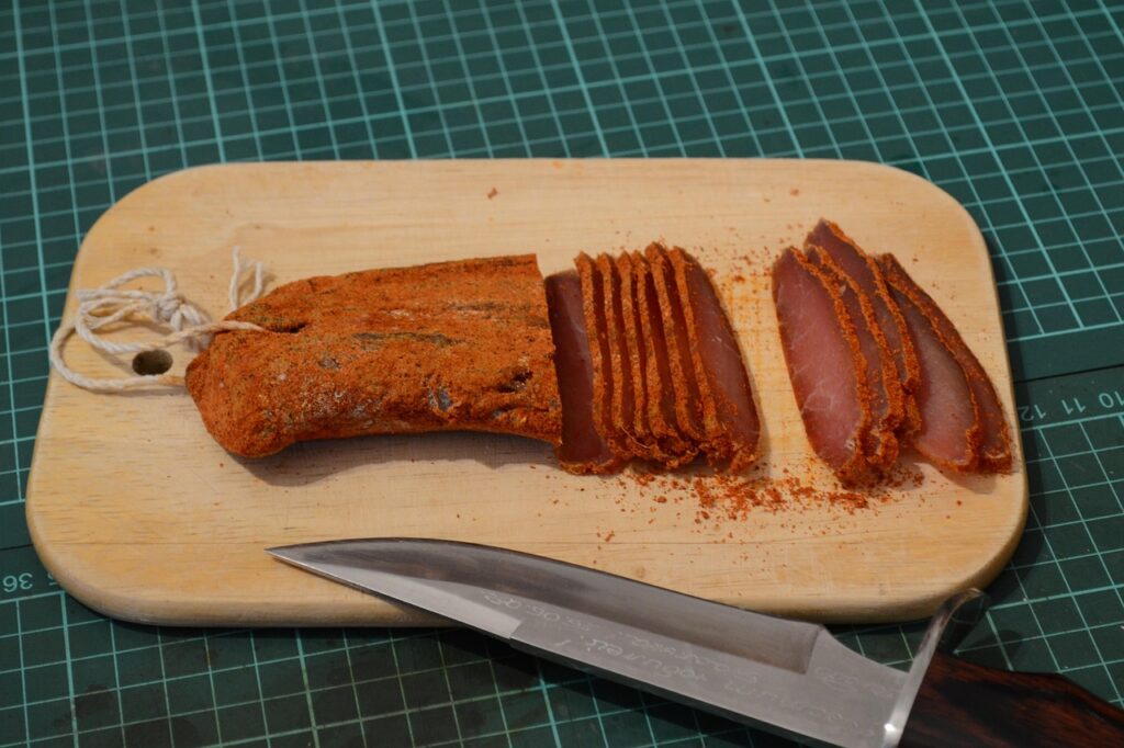 Pastrami, Appetizer, Knife image.