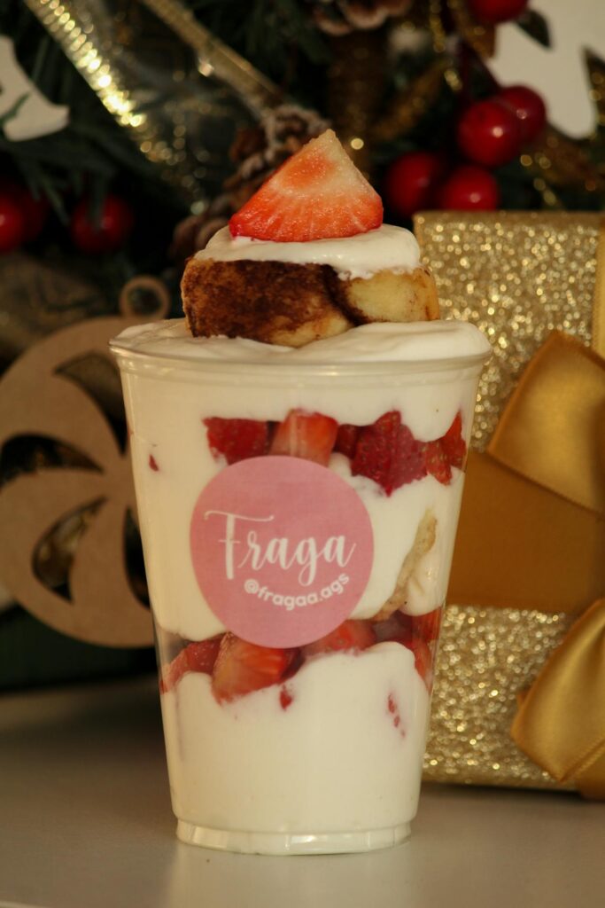 Strawberry Cream Cheese Parfaits